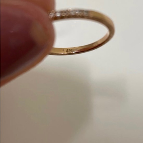 New, unused rose gold (14k) ring size 4 3/4 - half eternity ring - Picture 7 of 7